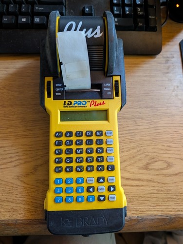 Brady pro plus - id,